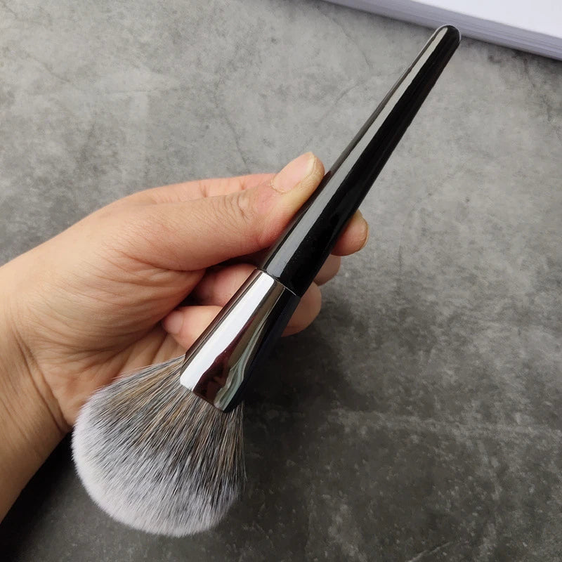 LOYBJ Face Contour Makeup Brushes Fan-shaped Professional Powder Blush Highlighter Bronzer V Face Silhouette Cosmetic Brush Tool