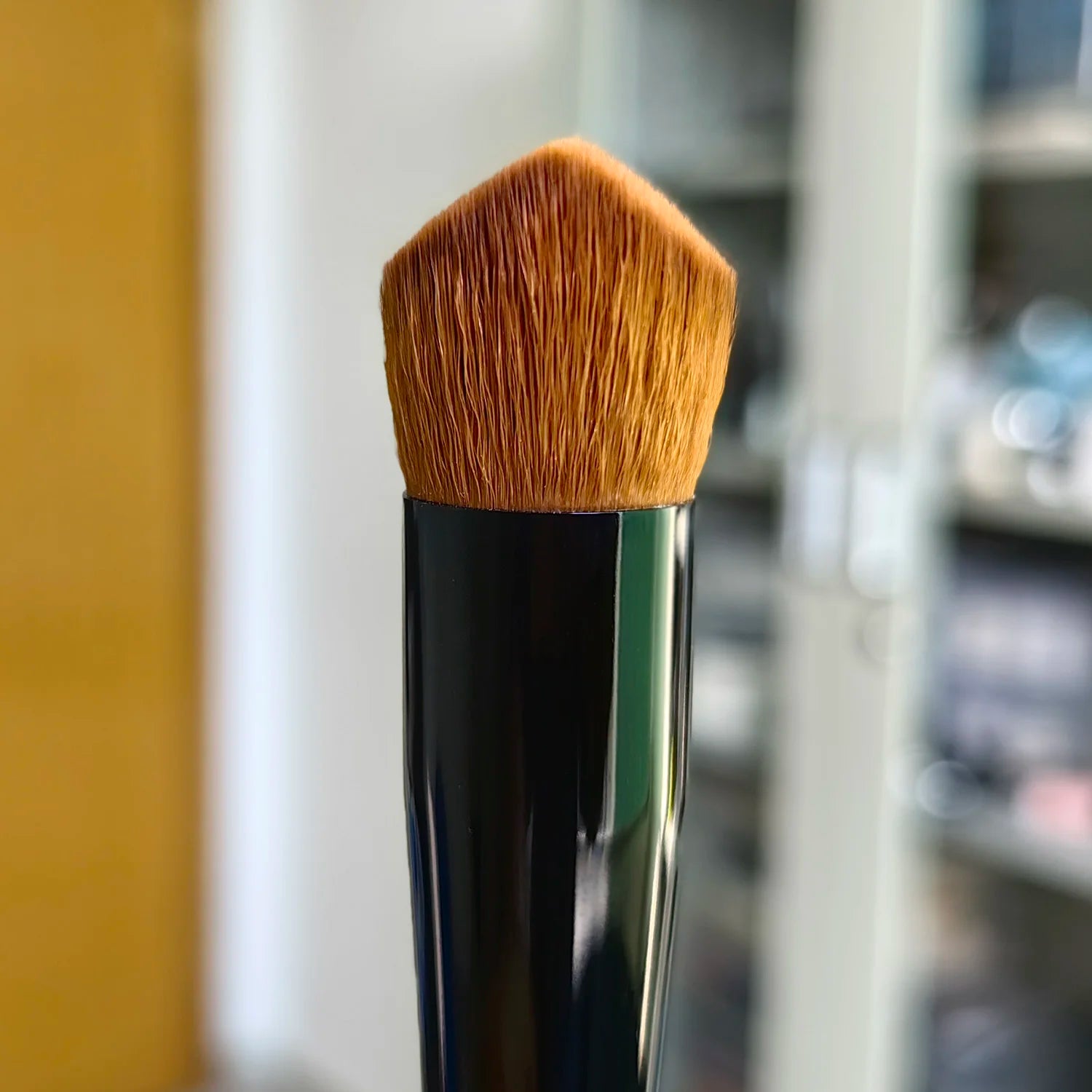 Vela.Yue Makeup Brushes Face Powder Foundation Blush Liquid Cream Primder Base Blending Contouring Highlighting Beauty Tools